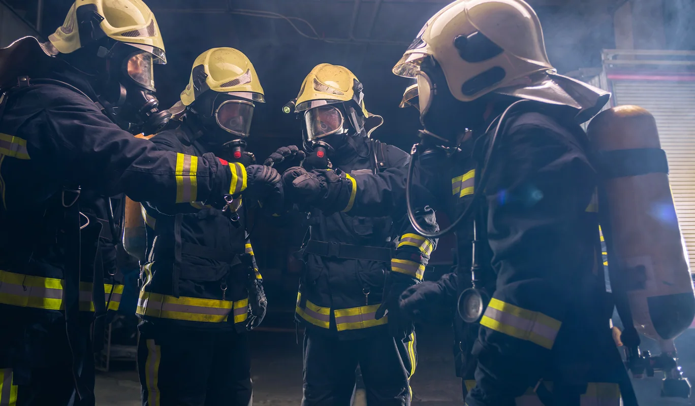 Protective clothing for wildland and structural firefighting