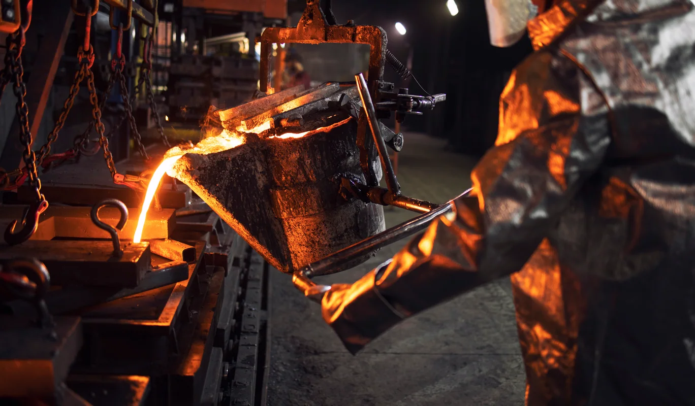 Protective clothing for work around molten metal in a foundry